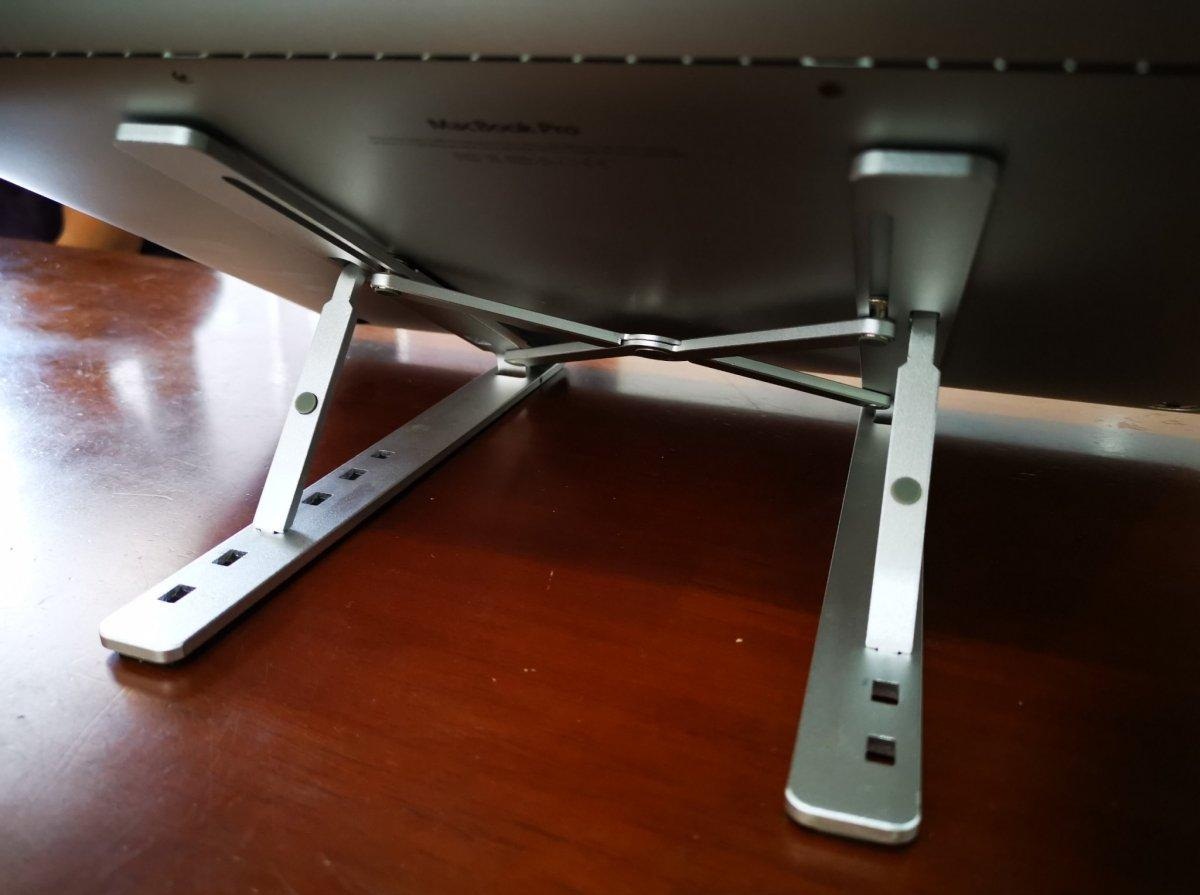 Giá Đỡ Laptop Nhôm Gấp Gọn Chỉnh Độ Cao Giúp Tản Nhiệt Cho MACBOOK IPAD SURFACE