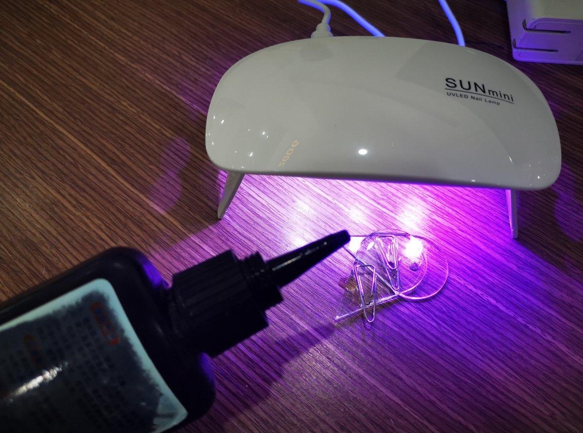 Đèn Uv Mini Sun 6 Bóng 6W Có Chân Đứng, Sấy Keo Uv, Sấy Móng Tay, Sấy Keo Dán Kính Uv - UVM6W