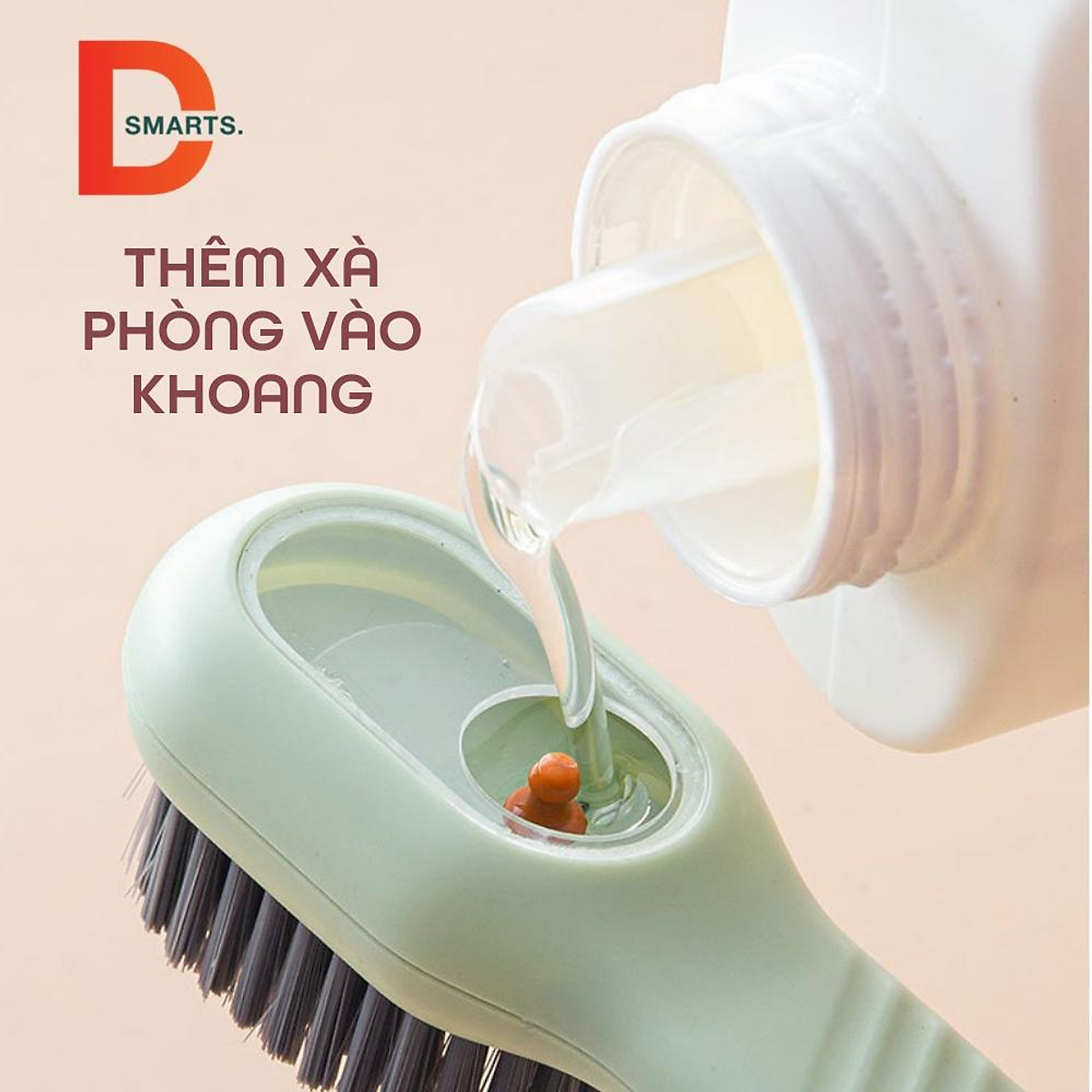 Bàn Chải Chà Giày Có Ngăn Đựng Xà Phòng