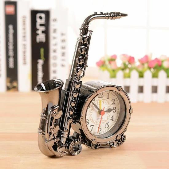 Đồng Hồ Hình Kèn Saxophone