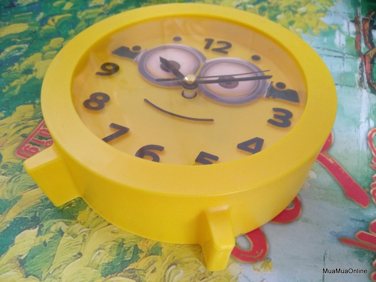 Đồng Hồ Báo Thức Hình Minion Đáng Yêu