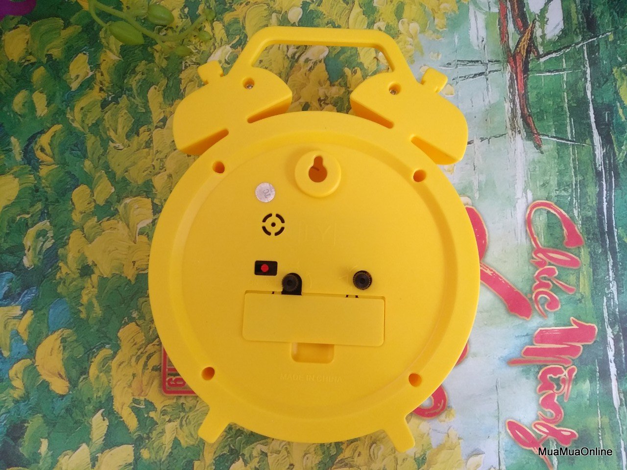 Đồng Hồ Báo Thức Hình Minion Đáng Yêu