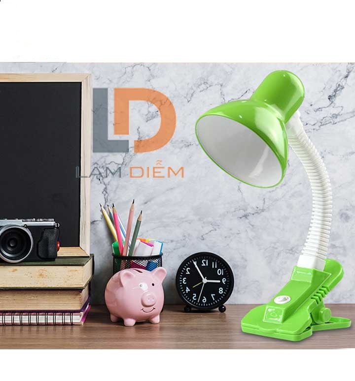 Đèn Kẹp Bàn 109 (Chưa Bóng) Đèn Kẹp Bàn 109 (Chưa Bóng)
