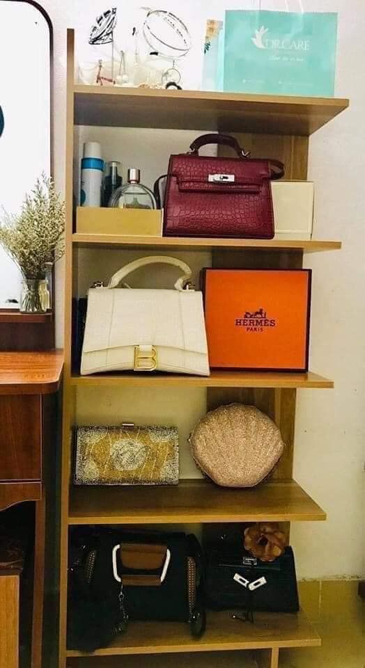 Kệ Gỗ Góc Tường 5 Tầng Loại To Lớn Bằng Gỗ(Kệ Góc)