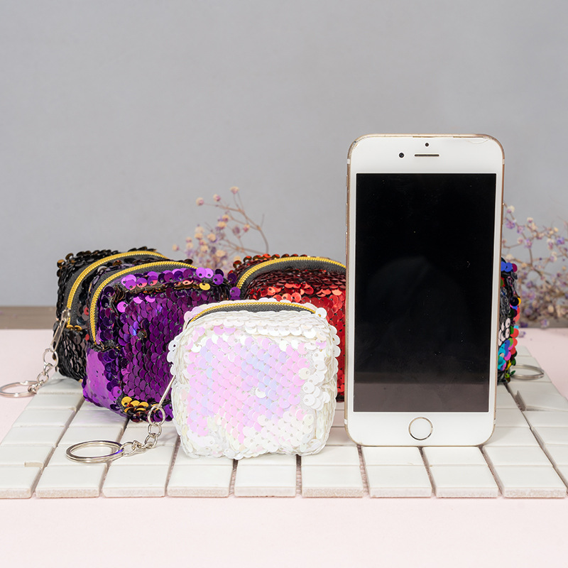 Ví Đựng Tiền Kím Tuyến Hình Vuông Có Móc Khóa Ví Đựng Tiền Kím Tuyến Hình Vuông Có Móc Khóa