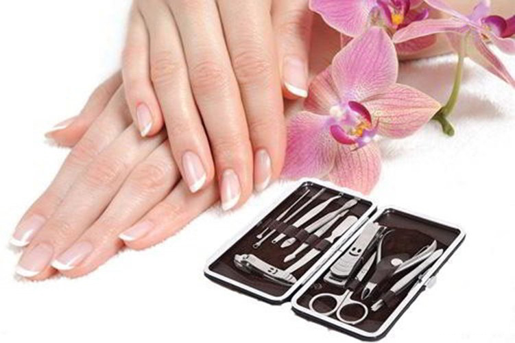 Bộ Kềm Làm Móng 12 Món Inox Cao Cấp Bộ Kềm Làm Móng 12 Món Inox Cao Cấp