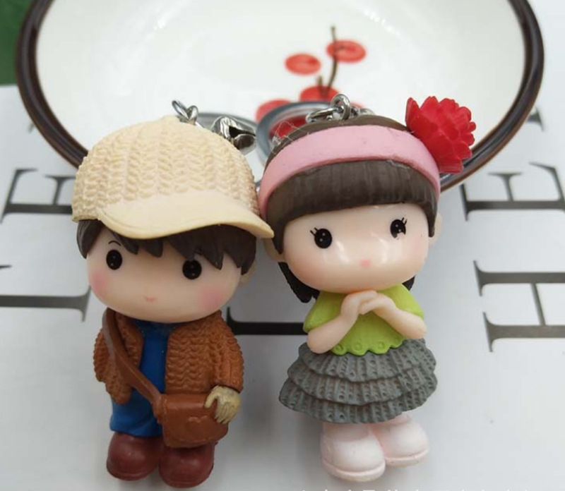 Móc Khóa Hình Có Gái Cài Băng Đô Hoa Móc Khóa Hình Có Gái Cài Băng Đô Hoa