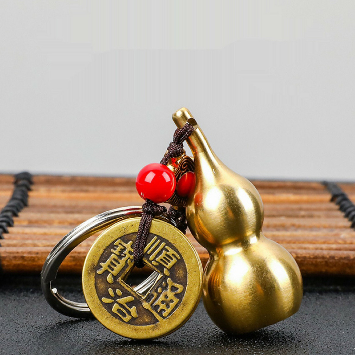 Moc Khoá Hồ Lô Có Đồng Tiền