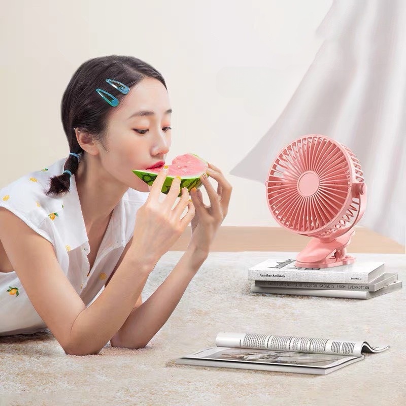 Quạt Kẹp Bàn Mini Tích Điện Để Bàn Cực Mát (T48) (Cái)