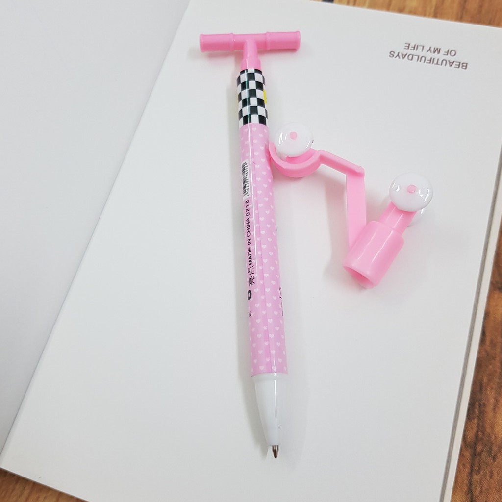 Bút Bi Hình Xe Patin Đứng Được Bút Bi Hình Xe Patin Đứng Được