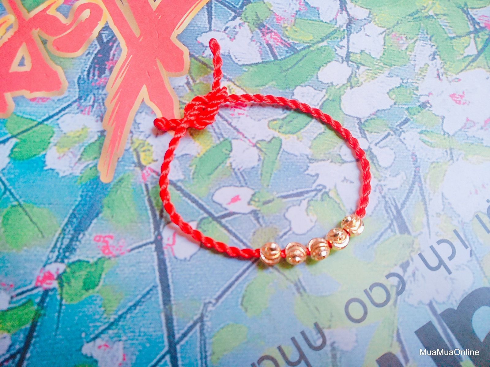 Vòng Đeo Tay Chỉ Đỏ May Mắn