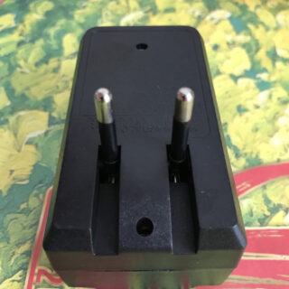 Cóc Sạc Pin 18650 Loại 2 Pin Đa Năng Có Led