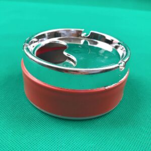 Gạt Tàn Thuốc Nắp Xoay Tiện Lợi 10x10x5cm