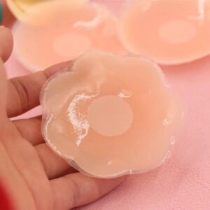 Hộp 4 Cặp Dán Ngực Cực Chắc Sử Dụng Nhiều Lần Nipple Silicone