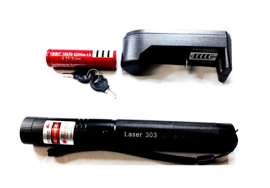 Đèn Pin Laser 303 Tia Đỏ Siêu Sáng Cao Cấp Đèn Pin Laser 303 Tia Đỏ Siêu Sáng Cao Cấp