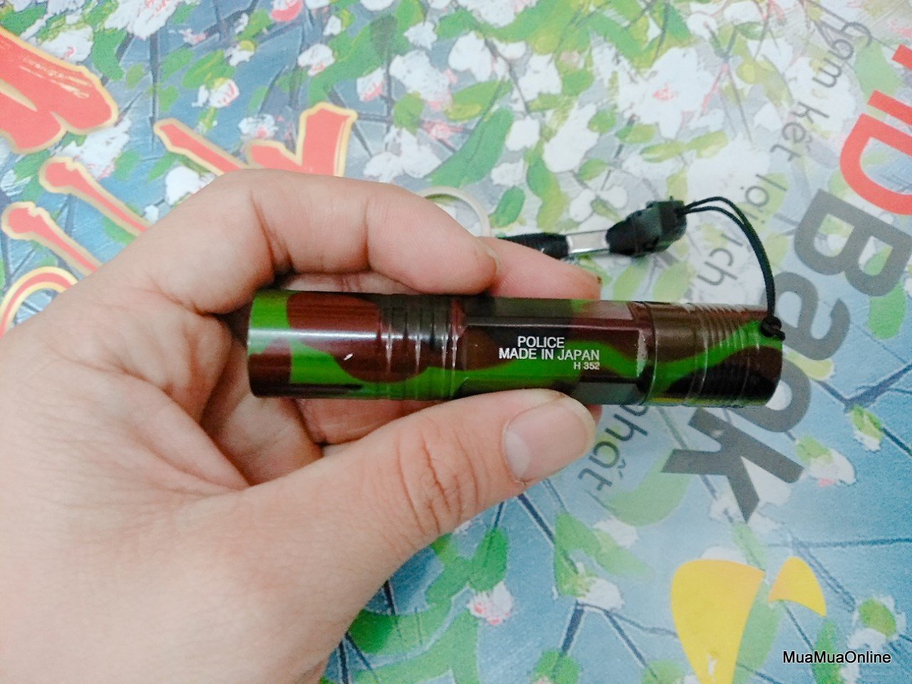 Đèn Pin Police Bỏ Túi Màu Lính Japan Cao Cấp