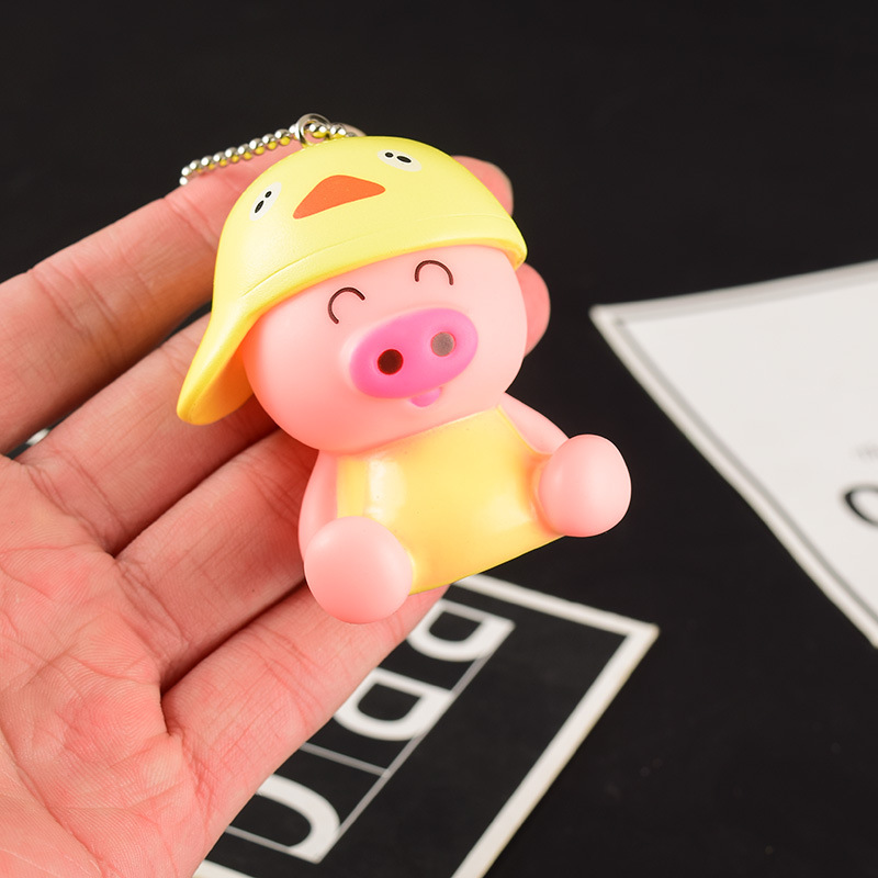 Móc Khóa Hình Heo Ngộ Nghĩnh (6 Màu) Móc Khóa Hình Heo Ngộ Nghĩnh (6 Màu)