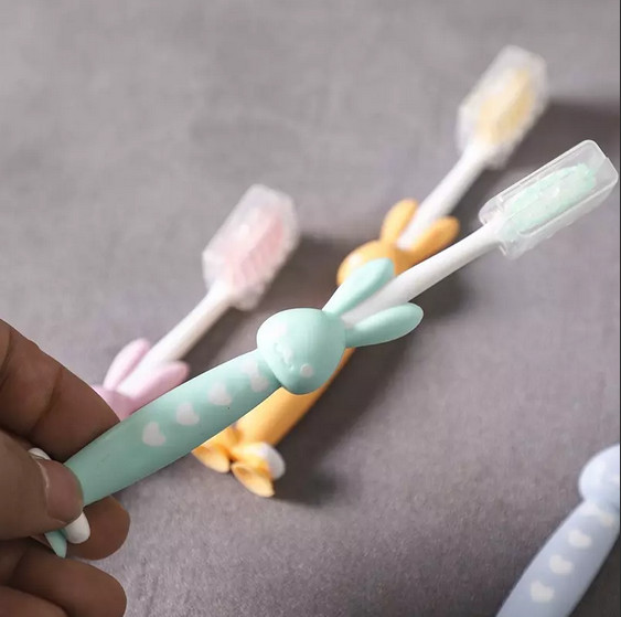 Combo 4 Bàn Chải Đánh Răng Hình Thú Cho Bé Combo 4 Bàn Chải Đánh Răng Hình Thú Cho Bé