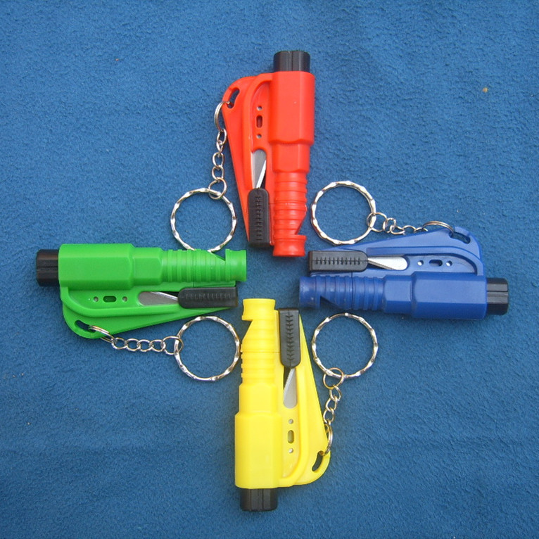 Móc Khóa Búa Đập Cửa Kính Xe Hơi