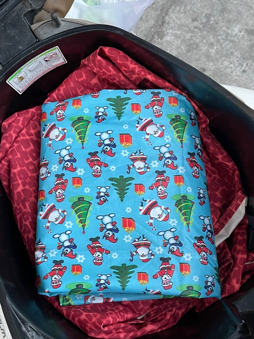 Áo Mưa Kara Vải Dù Dây Kéo Trẻ Em Size S Cao 90-110Cm