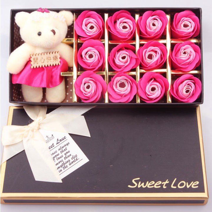 Hoa Hồng 3D Sáp 12 Bông Kèm Gấu Sweet Love Hoa Hồng 3D Sáp 12 Bông Kèm Gấu Sweet Love