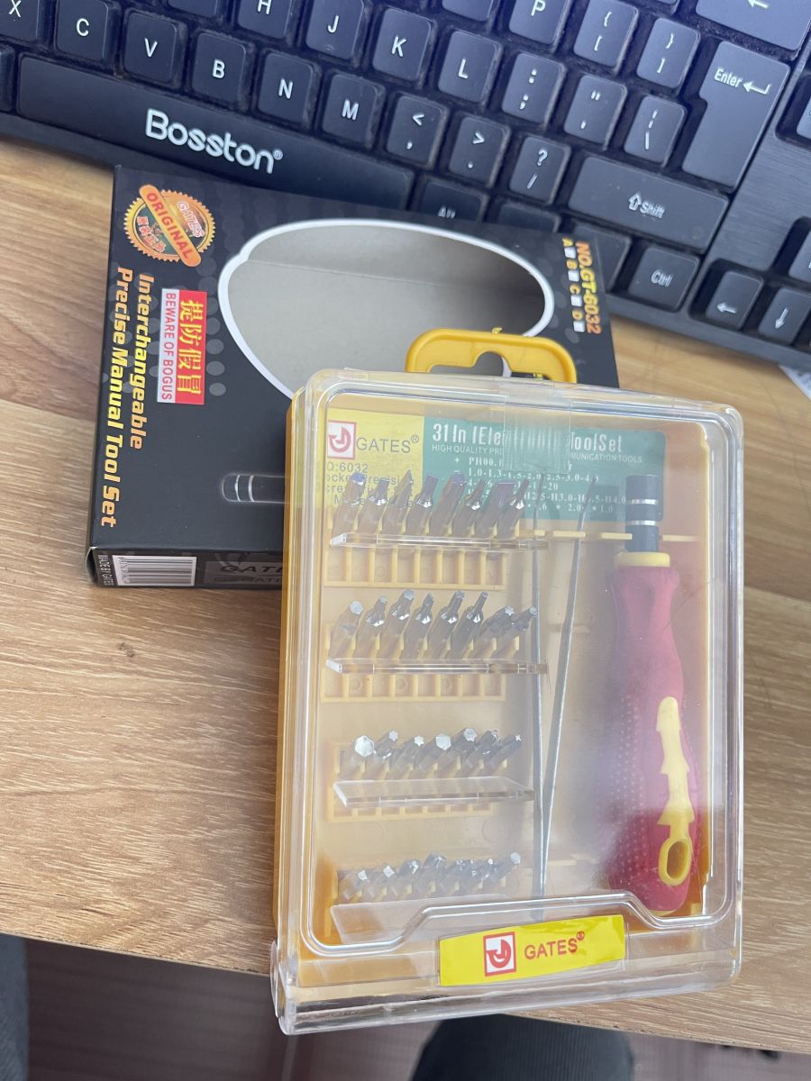 Bộ Tua Vít Đa Năng 32 Đầu Gates 6032