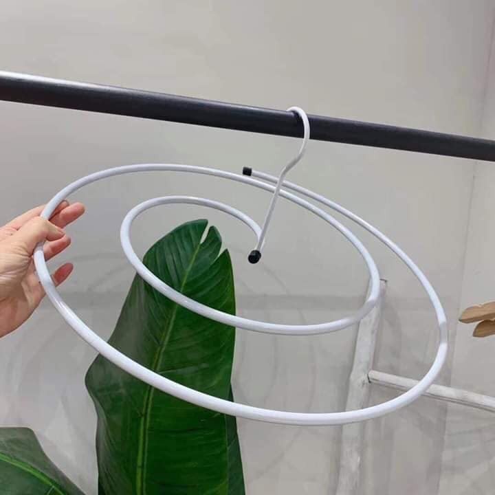 Móc Treo Hình Xoắn Ốc Móc Treo Hình Xoắn Ốc