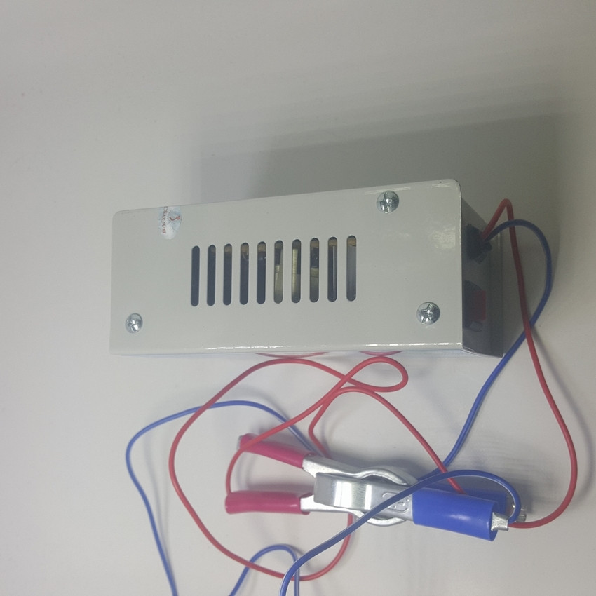 Bộ Đảo Điện Inverter 12V Ra 220V 100W Bộ Đảo Điện Inverter 12V Ra 220V 100W