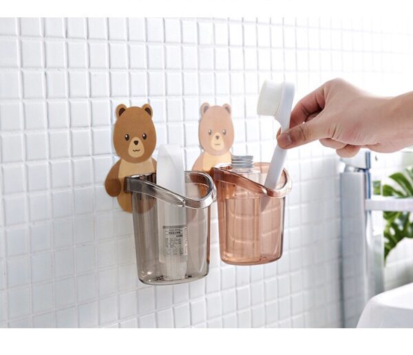 Cốc Đựng Bàn Chải Kem Đánh Răng Hình Gấu Kèm Miếng Dán Tường