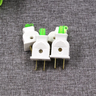 Phích Cắm Điện Đuôi Xanh