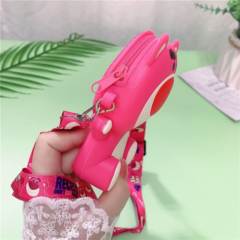 Túi Đeo Chéo Silicon Hình Gấu Hồng Lotso