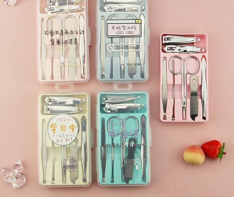 Bộ 7 Món Dụng Cụ Bấm Móng Tay Nhiều Màu Tiện Dụng Bộ 7 Món Dụng Cụ Bấm Móng Tay Nhiều Màu Tiện Dụng