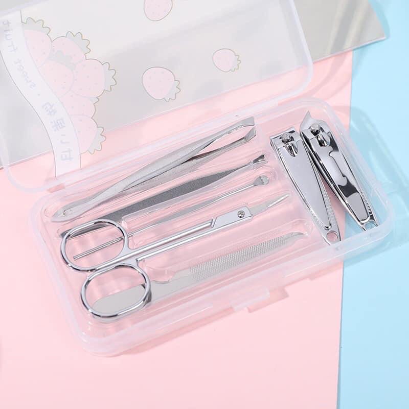 Bộ 7 Món Dụng Cụ Bấm Móng Tay Nhiều Màu Tiện Dụng Bộ 7 Món Dụng Cụ Bấm Móng Tay Nhiều Màu Tiện Dụng