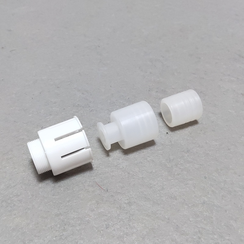 Đầu Nối Đa Năng Vòi Hoa Sen Chuyên Dùng Cho Vòi Nước Bị Mòn Ren Xoáy Đầu Nối Đa Năng Vòi Hoa Sen Chuyên Dùng Cho Vòi Nước Bị Mòn Ren Xoáy