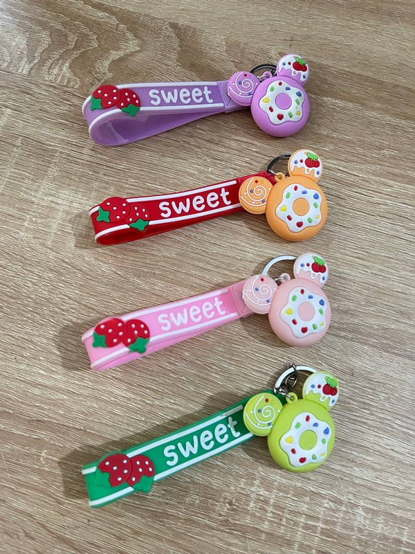 Móc Khoá Hình Bánh Donut Dễ Thương Thời Trang Độc Lạ