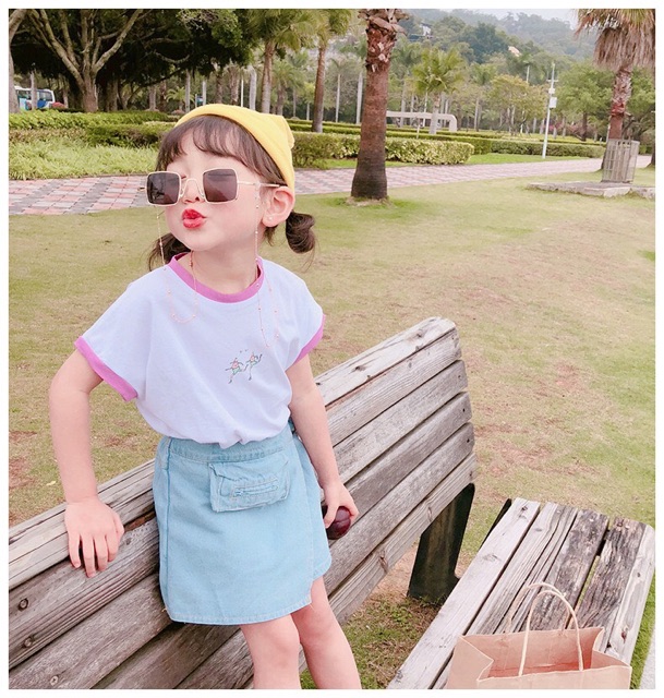 Mắt Kình Vuông Sang Trong Dễ Thương Cho Bé Đi Du Lịch Mắt Kình Vuông Sang Trong Dễ Thương Cho Bé Đi Du Lịch