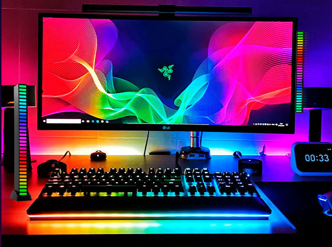 Đèn Led Màu Chạy Theo Tiếng Nhạc Kèm Chân Đế