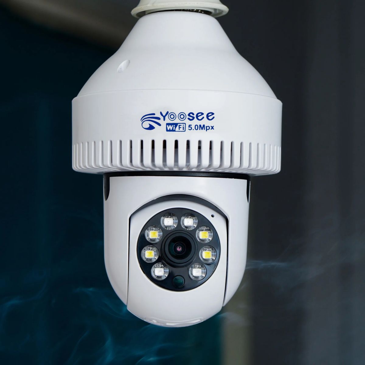 Camera Yoosee Báo Khói, Báo Cháy, Dạng Chuôi Bóng Đèn, Kết Nối Wifi, Xoay 360, Xem Đêm Có Màu