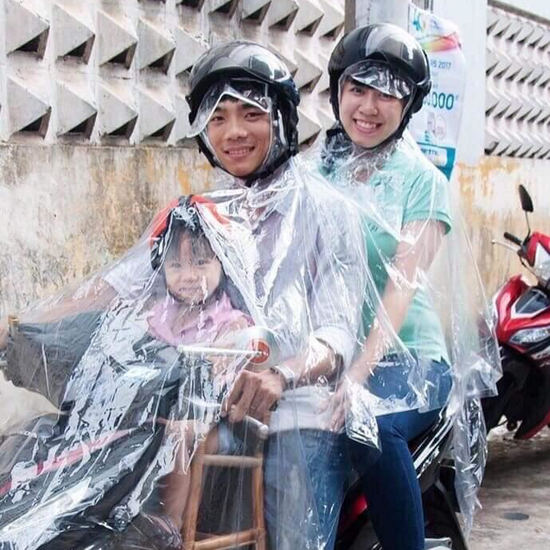 Áo Mưa TRONG SUỐT 2 Đầu 2 Người