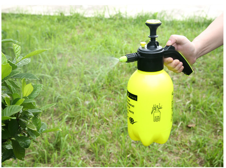 Bình Xịt Tưới Cây 2 Lít