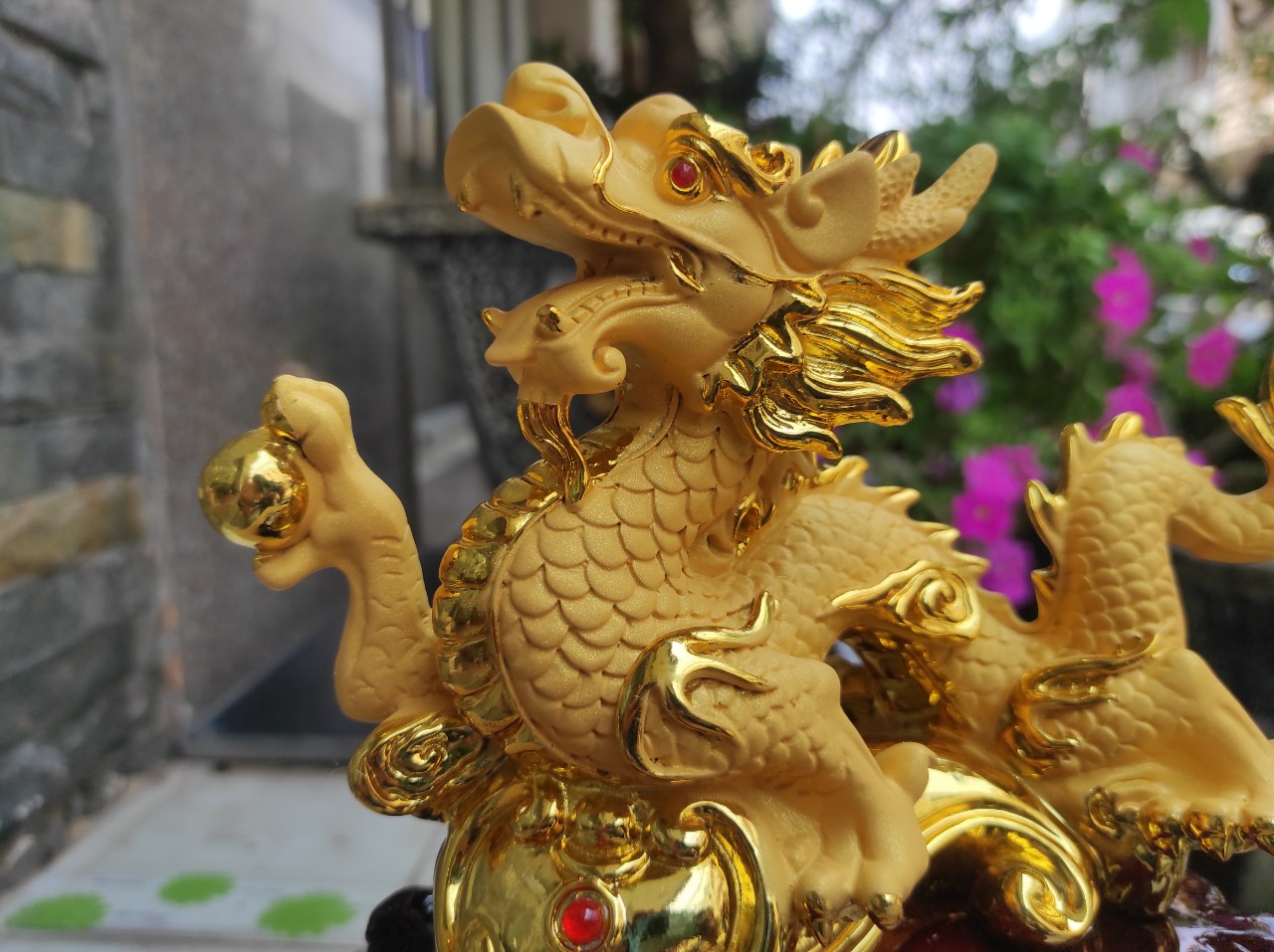 Tượng Rồng Vàng Phong Thủy