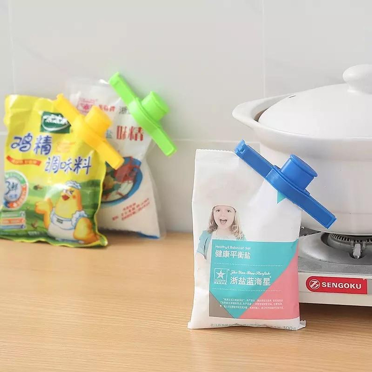 Dụng Cụ Kẹp Miệng Túi Có Nút Rót Tiện Lợi Dụng Cụ Kẹp Miệng Túi Có Nút Rót Tiện Lợi