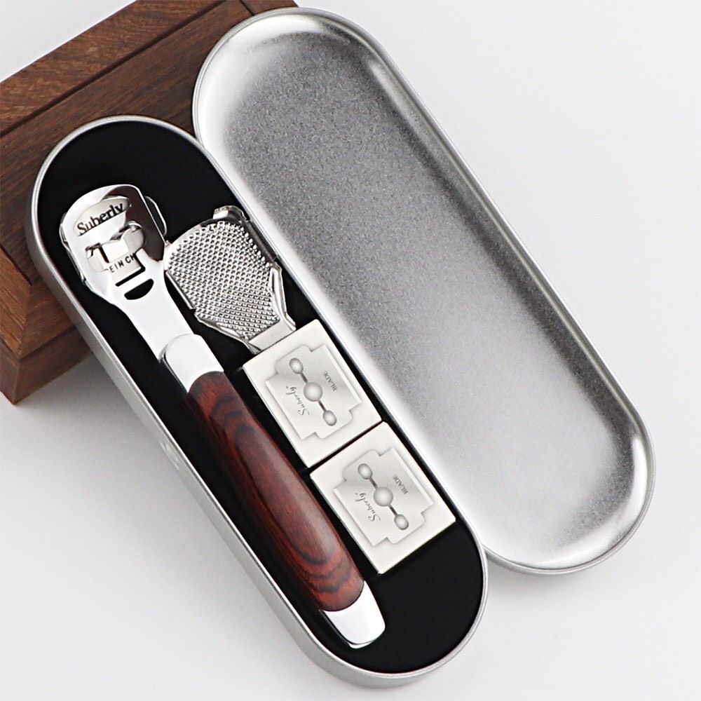 Dụng Cụ Chà Gót Suberly Kèm 2 Hộp Lưỡi Dao Có Hộp Đựng Dụng Cụ Chà Gót Suberly Kèm 2 Hộp Lưỡi Dao Có Hộp Đựng