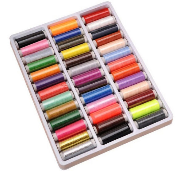 Hộp 39 Cuộn Chỉ Thêu Nhiều Màu Sắc Kèm Hộp Đựng