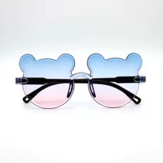 Mắt Kính Hình Gấu Sang Trọng Dễ Thương Cho Bé Khi Đi Du Lịch