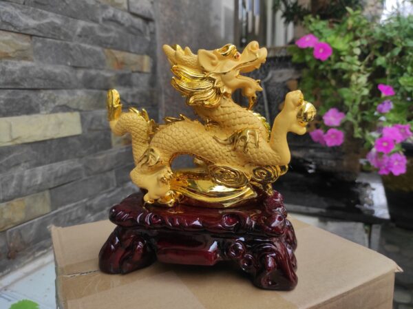 Tượng Rồng Vàng Phong Thủy