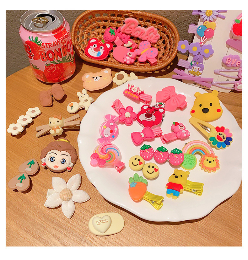 Set 14 Kẹp Tóc Hình Gấu Dâu Tây Dễ Thương Cho Nữ Siêu Xinh Set 14 Kẹp Tóc Hình Gấu Dâu Tây Dễ Thương Cho Nữ Siêu Xinh