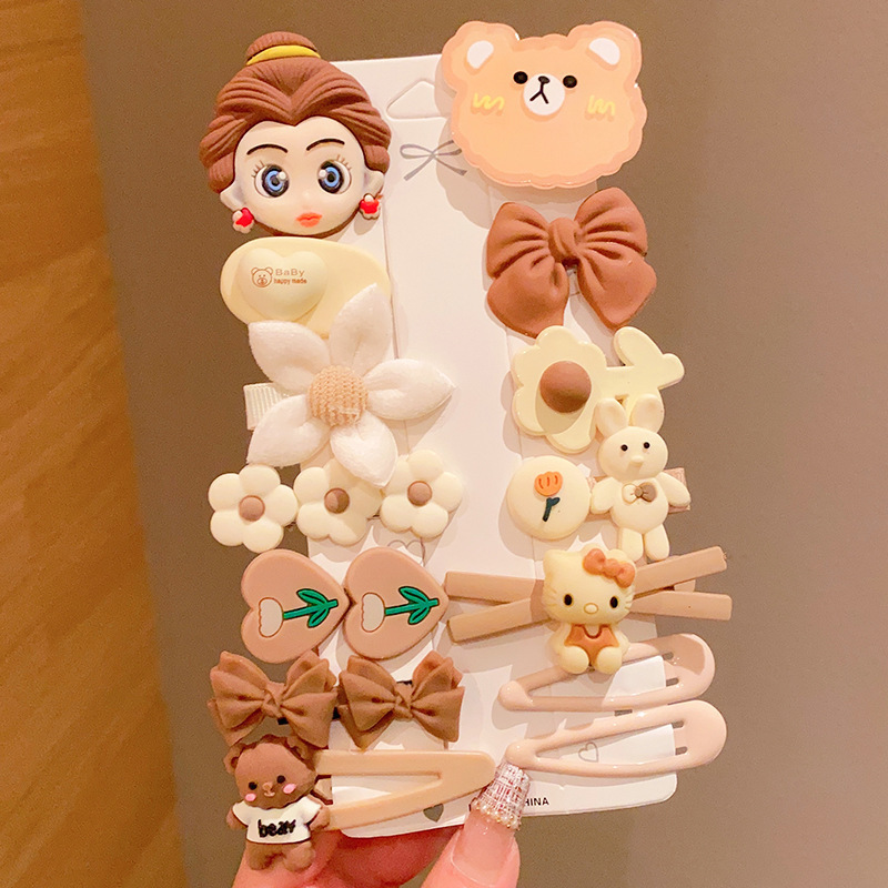 Set 14 Kẹp Tóc Hình Gấu Dâu Tây Dễ Thương Cho Nữ Siêu Xinh Set 14 Kẹp Tóc Hình Gấu Dâu Tây Dễ Thương Cho Nữ Siêu Xinh