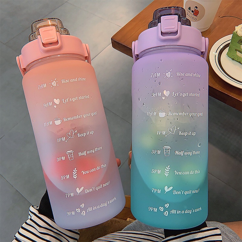 Bình Tiktok: Bình Đựng Nước Bảy Màu 2 Lít Có Vạch Báo Giờ Uống (T48)