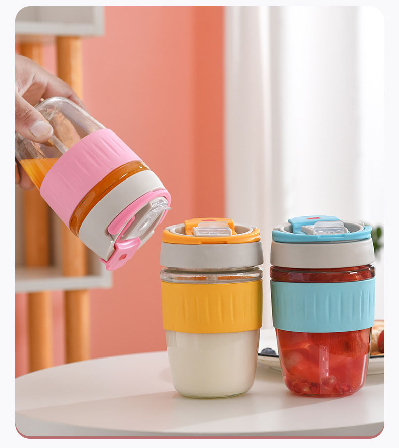 Ly Thủy Tinh Bọc Cao Su Cao Cấp 350Ml Kèm Ống Hút Silicon Ly Thủy Tinh Bọc Cao Su Cao Cấp 350Ml Kèm Ống Hút Silicon